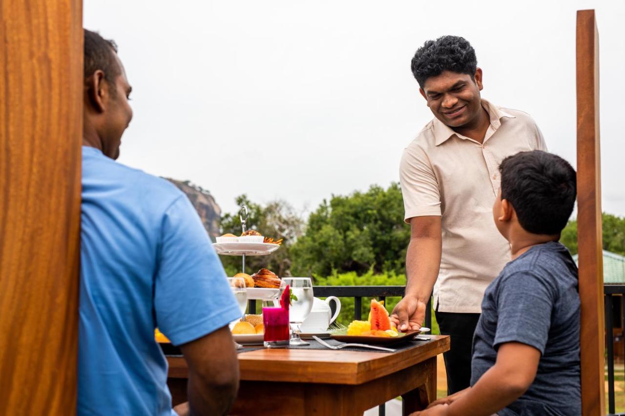 Sigiriya King'S Resort Zewnętrze zdjęcie