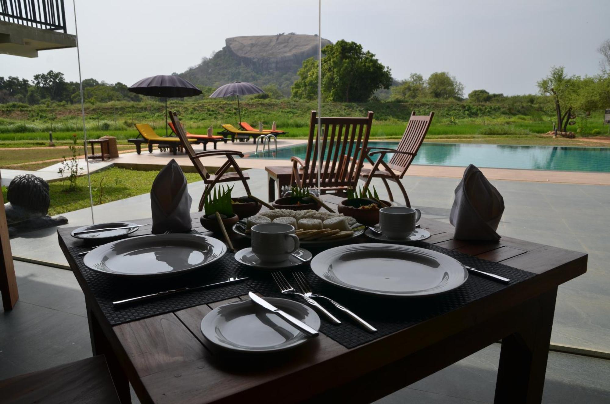 Sigiriya King'S Resort Zewnętrze zdjęcie